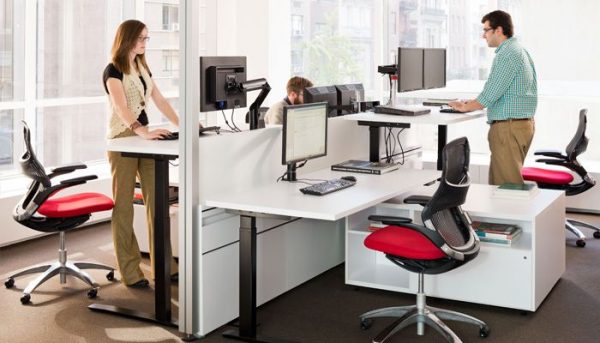 Are Standing Desks Good Solutions to Beat Inactivity?