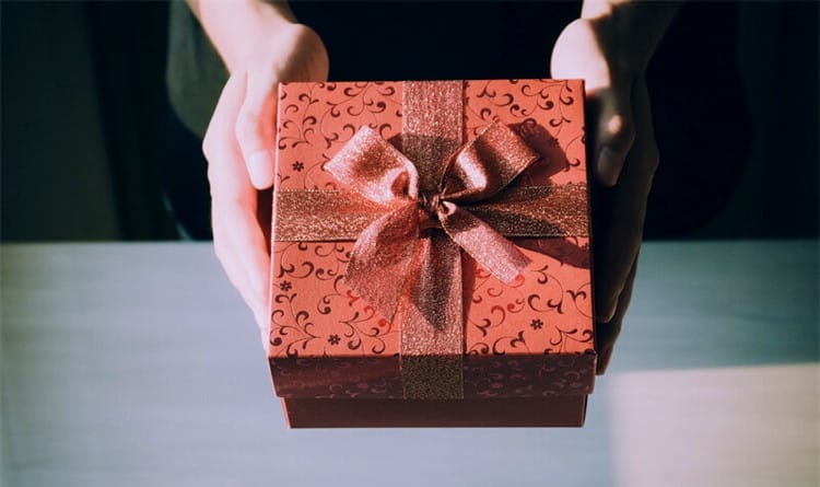 Benefits of Using Custom Gift Packing